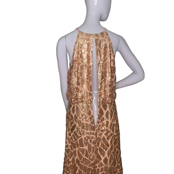 Donna Morgan Collection Ball Gown Size 12 Gold Sequins Patches Slit Back… - Picture 8 of 16